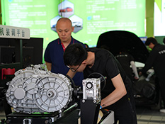 ���ތWУ_��܇��Ϳ�̌W�F��