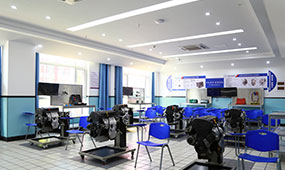 ̫ԭ�fͨ��܇�WУ